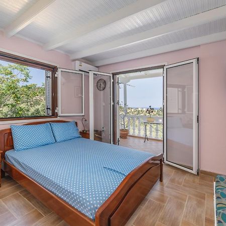 Villa Panorea อาโยส นิกีตัส ภายนอก รูปภาพ