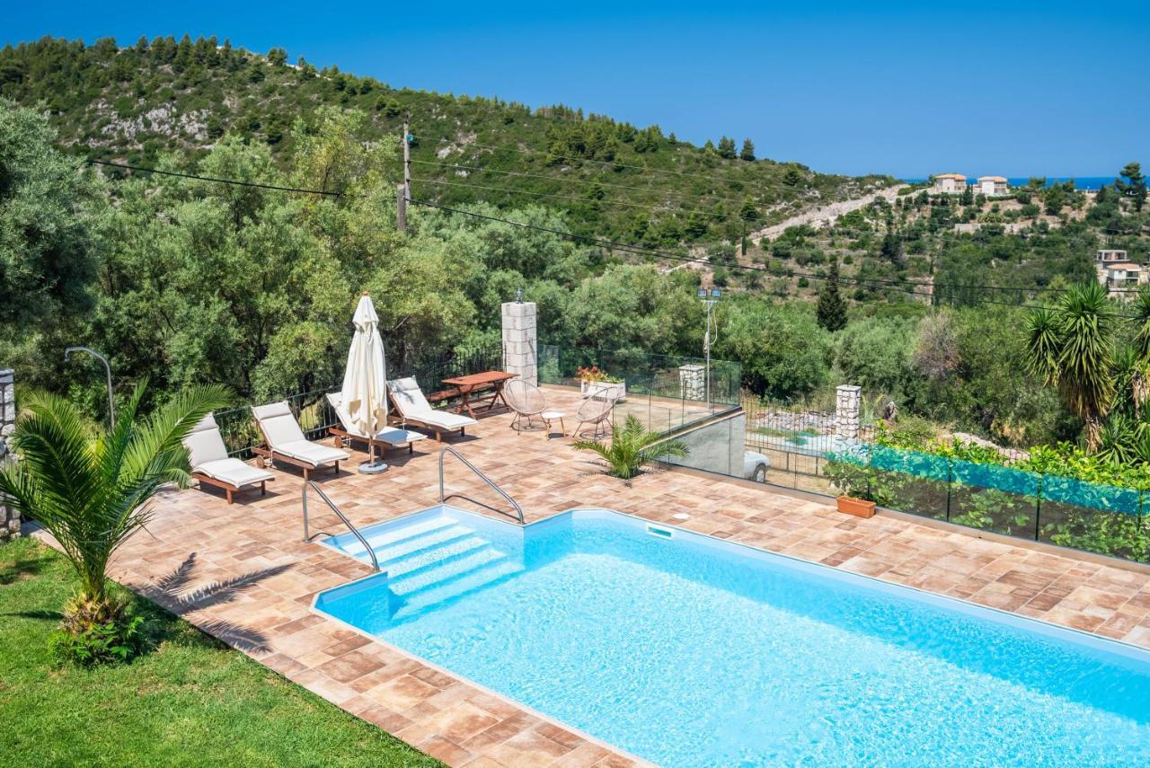 Villa Panorea อาโยส นิกีตัส ภายนอก รูปภาพ