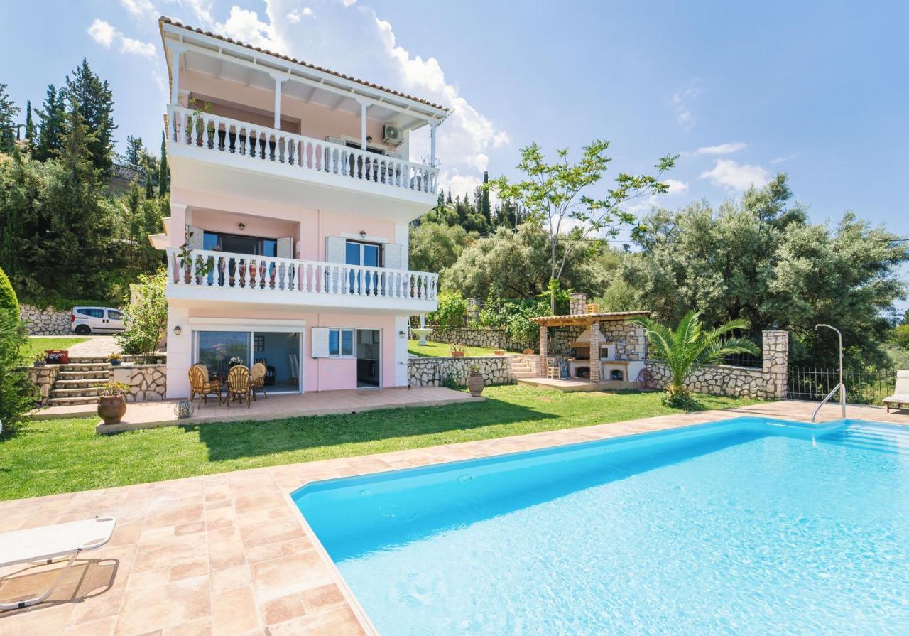 Villa Panorea อาโยส นิกีตัส ภายนอก รูปภาพ