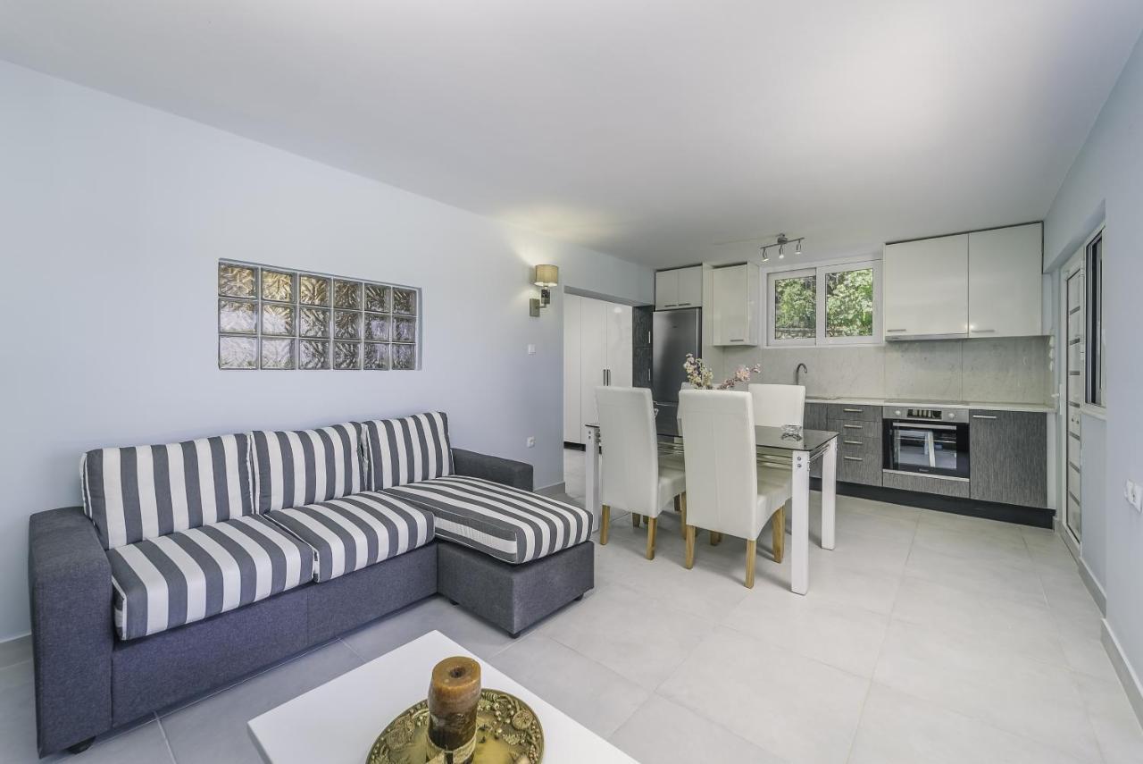 Villa Panorea อาโยส นิกีตัส ภายนอก รูปภาพ